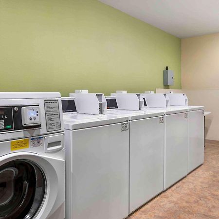 Extended Stay America Select Suites - Cincinnati - Шарънвил Екстериор снимка