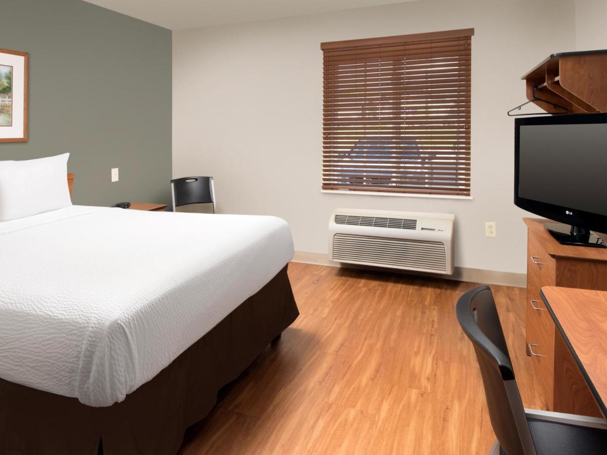 Extended Stay America Select Suites - Cincinnati - Шарънвил Екстериор снимка