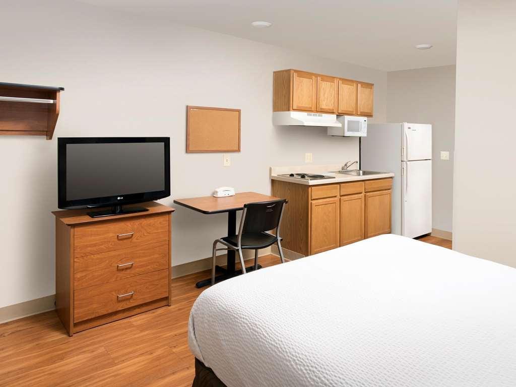 Extended Stay America Select Suites - Cincinnati - Шарънвил Стая снимка