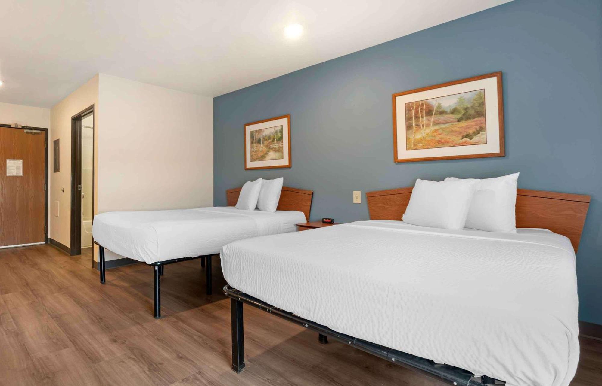 Extended Stay America Select Suites - Cincinnati - Шарънвил Екстериор снимка