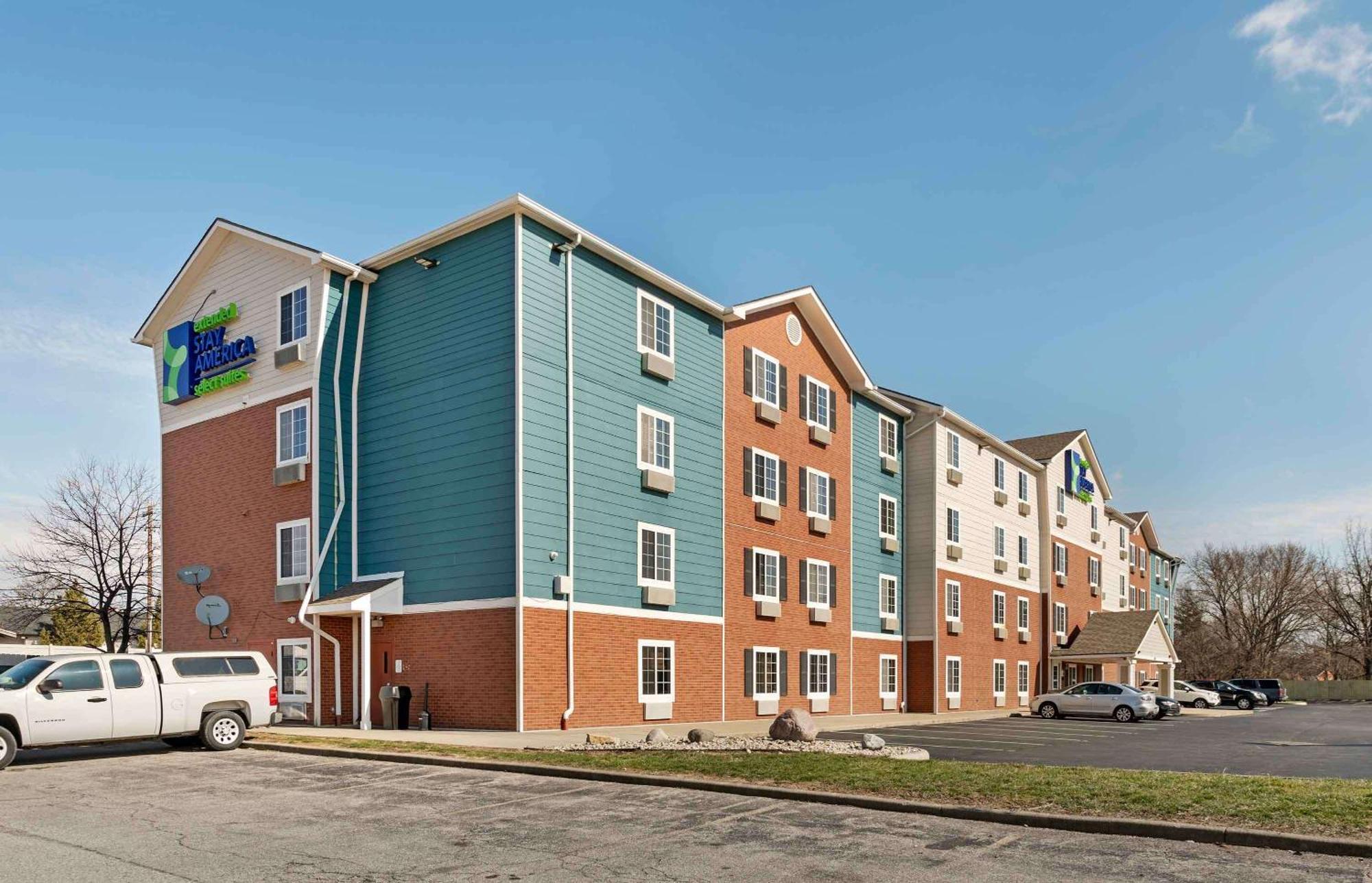 Extended Stay America Select Suites - Cincinnati - Шарънвил Екстериор снимка
